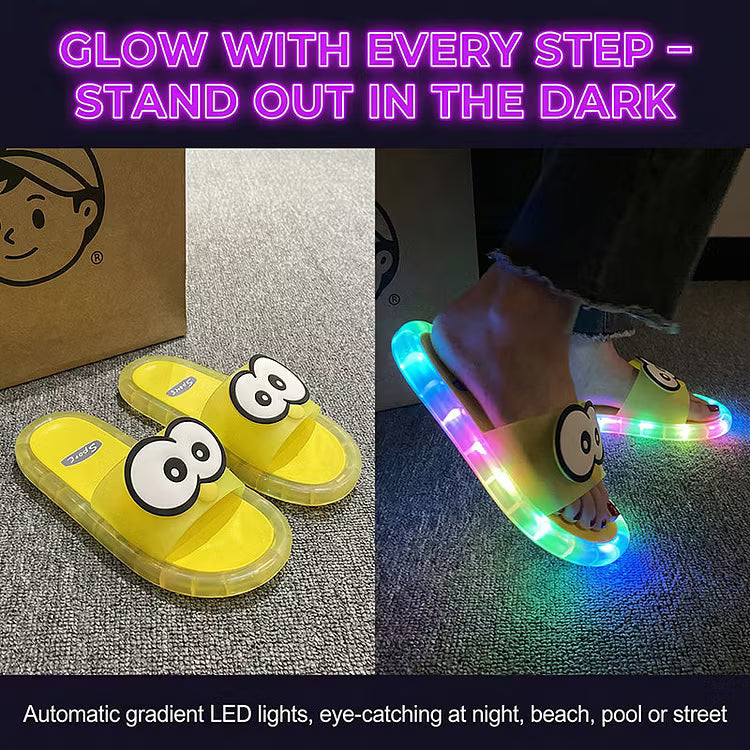 👣👣Cute slippers with cartoon motifs that glow